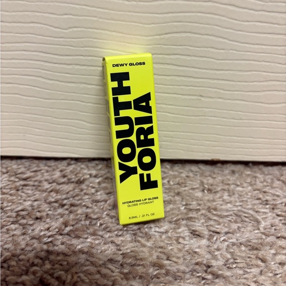 Youthforia Dewy Gloss Hydrating Lip Gloss Play with Fire Clean Beauty New in Box - Picture 7 of 9